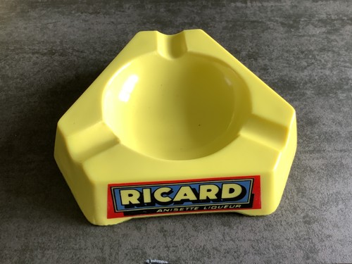 Ricard aschenbecher aus - ricard,