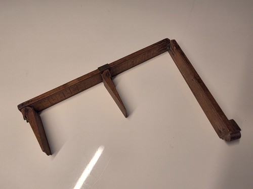 Antiker holz messschieber - antiker, holz-messschieber