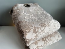 Große, sehr schwere Luxus