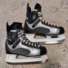 CCM Eishockey Schlittschuhe