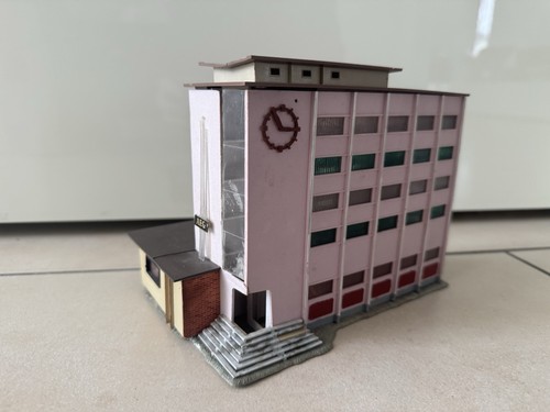 Wiad 1055 fabrikgebäude - wiad, aeg