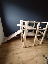 Kletterturm mit wendbarer Rutsche 