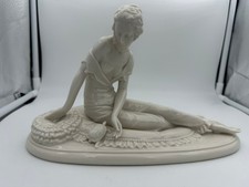 Porzellan Figur Passau Dame mit Schildkröte Boudoir weiß, ähnlich Rosenthal