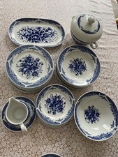 Speise-und Kaffeeservice