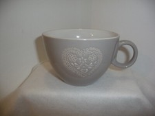 Tasse - Landhausstil - grau - mit Herz - mit Henkel