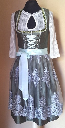 Klassisches dirndl 3 - ,
