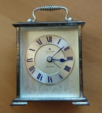 Kleine Junghans MeisterTisch-