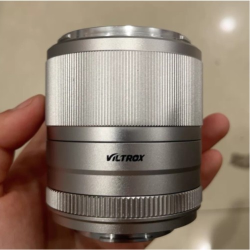 Viltrox 33mm 4 m auto - f1.4,