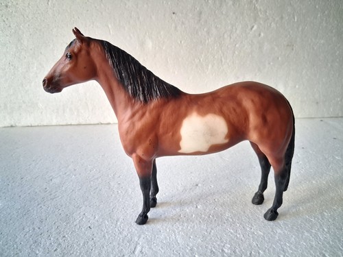Breyer modellpferd traditional - modellpferd,