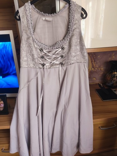 Silbergraues dirndl mit - dirndl,