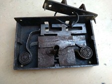 Schloss alt antik für Truhe