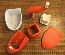 Tupperware Multi-Mühle rot mit Behälter und Deckel