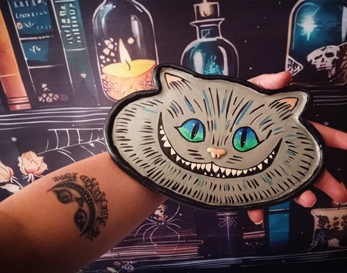 Grinsekatze aus alice - alice, im