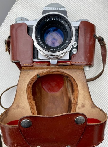 Praktica zeiss biotar - 4,