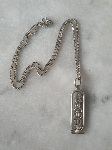 Kette mit anhänger aus - mit,