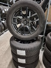 Satz Winterräder auf