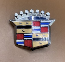 Cadillac Plakette Emblem 6,4x5,5cm massiv