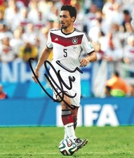 MATS HUMMELS autographed 6x5