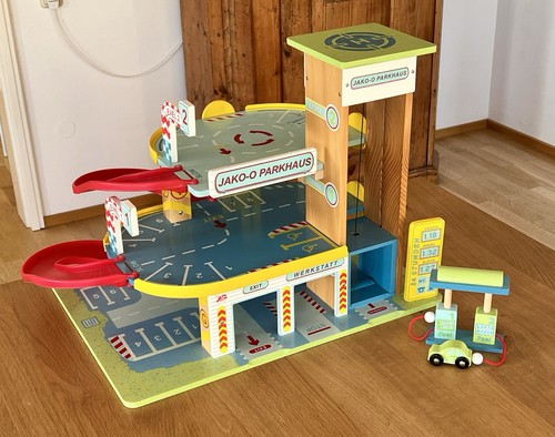 Jako parkhaus vollholz - ￼jako-o,