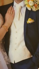Hochzeit Wilvorst Weste Farbe