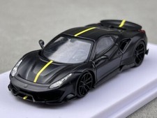 FERRARI 488 Pista - Novitec  - matte black / 1 yellow Stripe - DCM 1:64