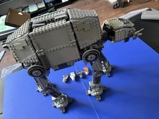 LEGO Star Wars: Walker AT-AT mit Motor (10178) + Minifiguren