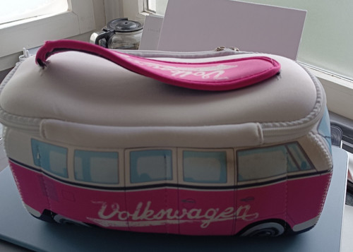 Volkswagen bus - volkswagen,