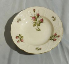 Moosrose elfenbeinfarben