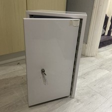 Bristol Maid eintüriger Apothekenschrank mit Schlüssel guter Zustand