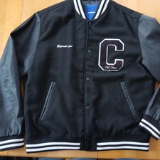 Collegejacke mit Patch L