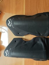 Mit David Knieschoner Größe