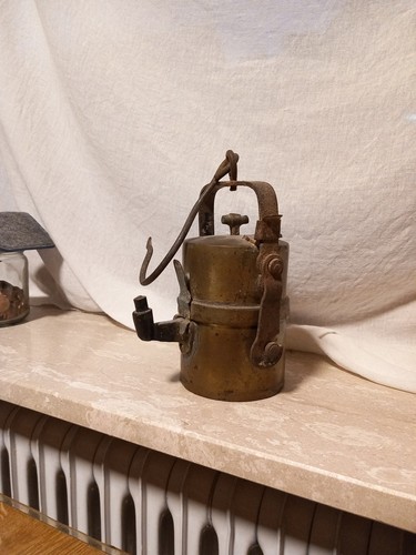Alte grubenlampe bergbau - alte,