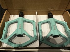 Mountainbike/Trekkingrad Flat Pedale 9/16" Farbe Bianchi