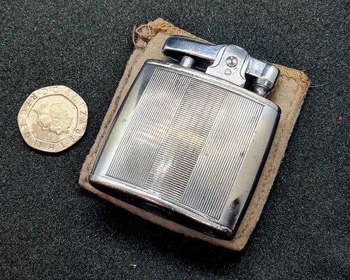 Near mint ronson standard 50er - mint,