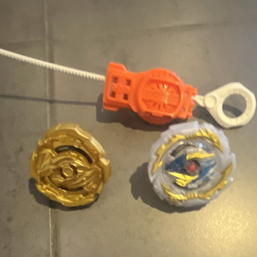 Beyblade golden judgement - beyblade,