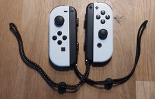 Nintendo Switch OLED Joy-Con Controller Set weiß