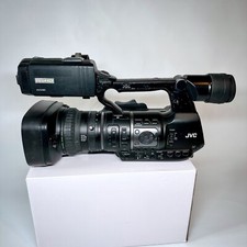 JVC GY-HM650E ProHD Camcorder
