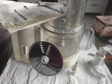 Universal Kompakt Küchenmaschine GT 9444  Weiß DEFEKT