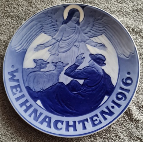 Royal copenhagen - royal,