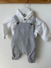 Latzhose und Hemd von Next Baby 1 - 3 Monate - Gr. 56/62 neuwertig