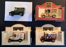 4 superdetaillierte Lieferwagen, 1x Gold!    Lledo ??, wie neu, ~30 Jahre alt
