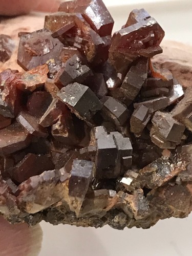 Mineralien besonderheit - mm,