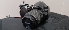 Nikon D 3200 Spiegelreflexkamera+2 Objektive+Stativ+Rucksack usw.