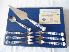 EDLES BESTECK  AUE MODELL 700 in OVP 6 Personen 8 Teile Porzellangriffe