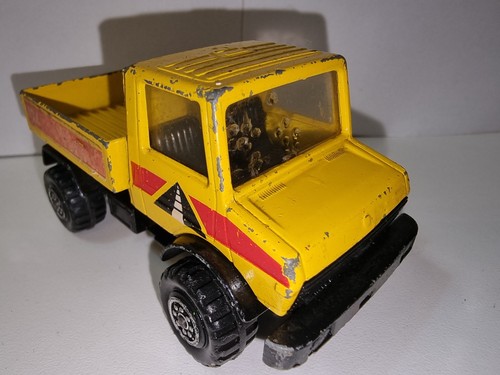 Matchbox 113 dump - dump, gelb