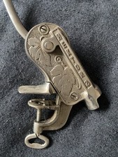 Hektor Antiker Tisch-Korkenzieher Weinflaschenöffner Gusseisen 