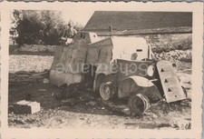 Foto, I.R.58, zerstörter russischer Panzer vor Reval Tallin, Estland (MJ-41)1025