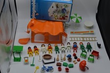 Playmobil system 3249 caravan