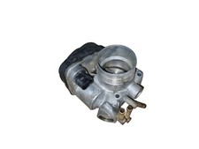 VW Golf IV 4 Audi A3 8L 1,6 75PS AVU Drosselklappe Leerrlaufsteller 06A133062A
