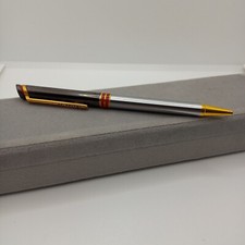 Kugelschreiber FERRARI Formula Anthrazit Metallic + Silber + Gold - neue Mine